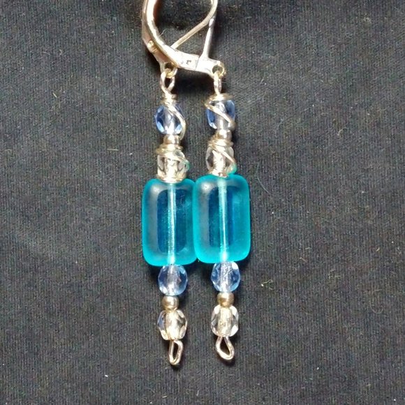 CCLHMHLLC Wired Jewellery Designs - Picture 1 of 4